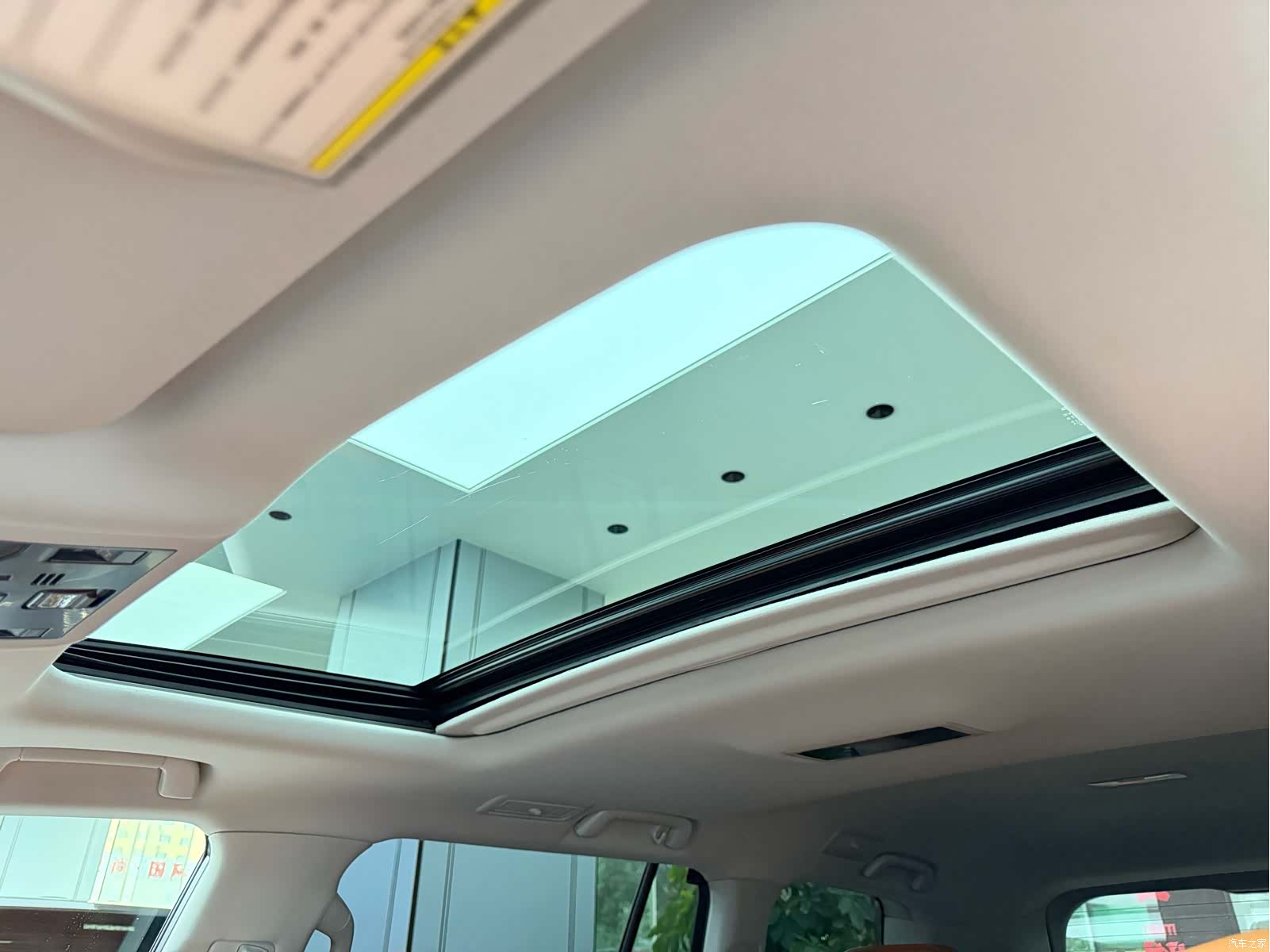 Lexus LX, 2017 19
