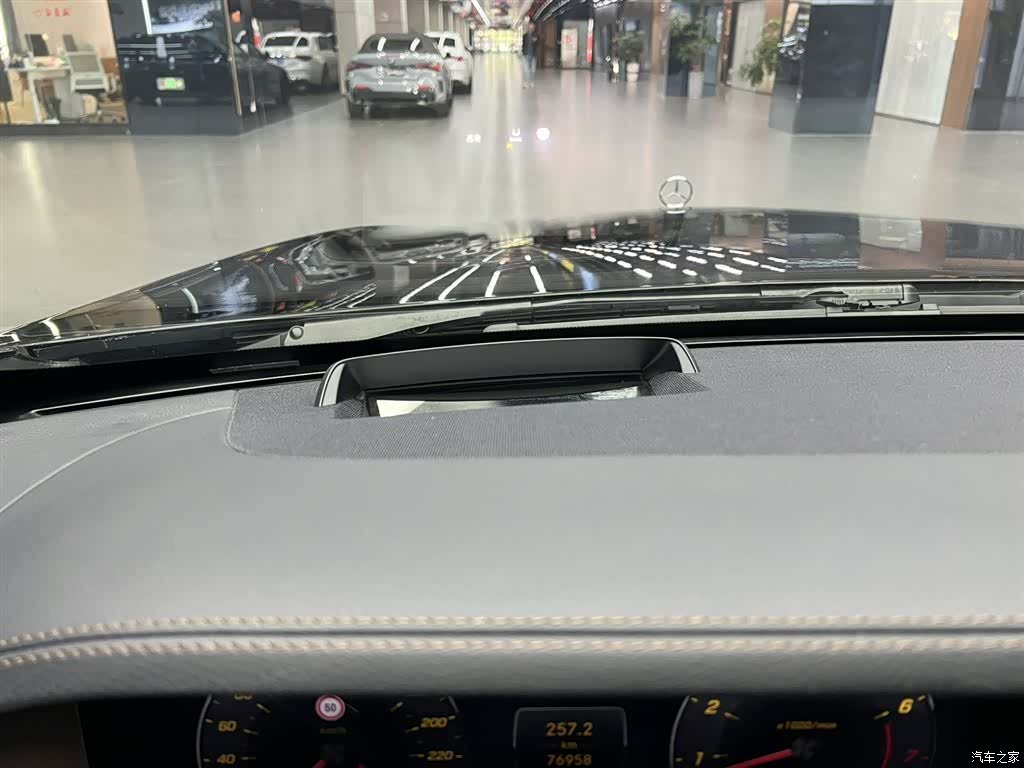 Mercedes-Benz S-Class, 2020 24