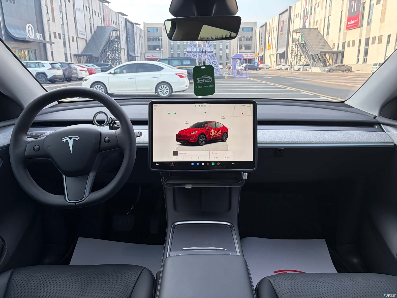 Tesla Model Y, 2024 13