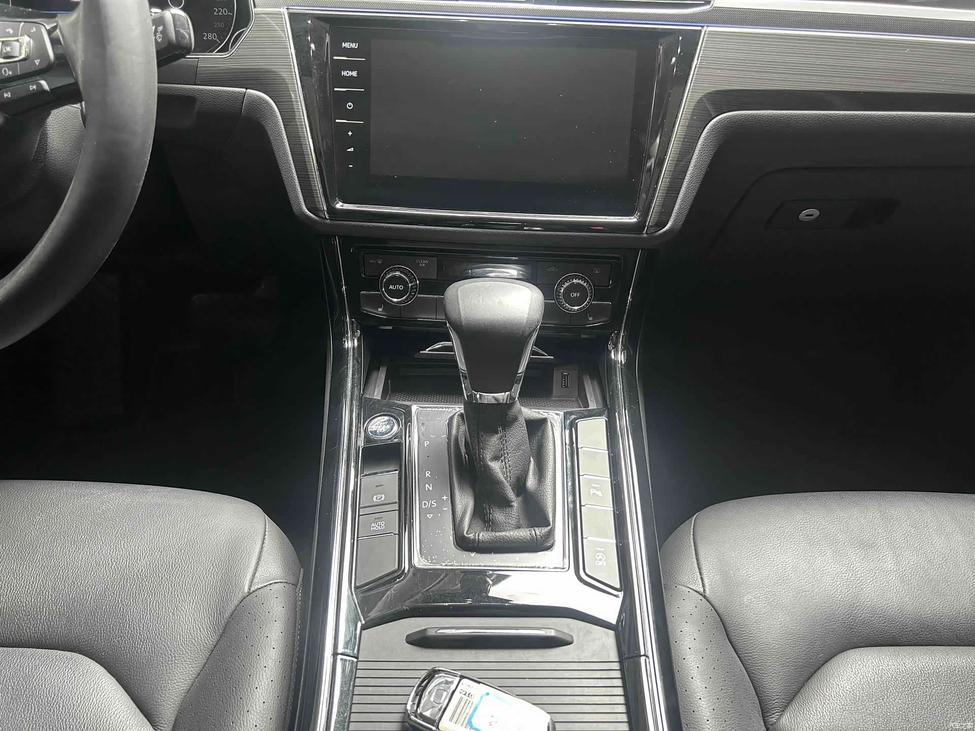Volkswagen Phideon, 2020 13