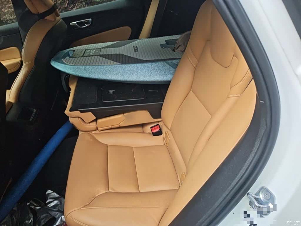 Volvo XC60, 2018 15