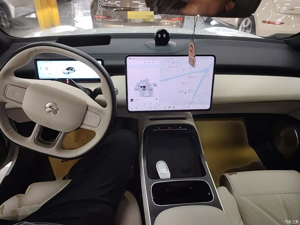 NIO ET5, 2025 10