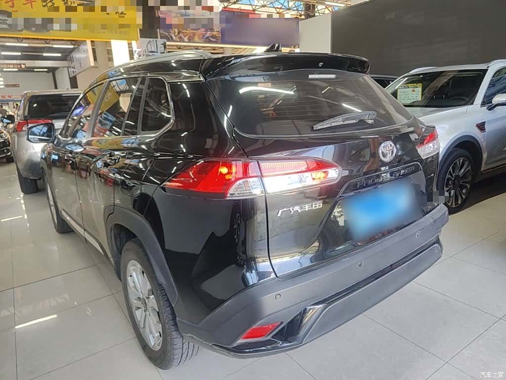 Toyota Frontlander, 2022 все фото