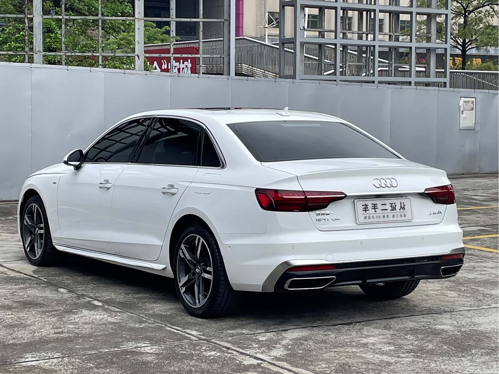 Audi A4L, 2021 11