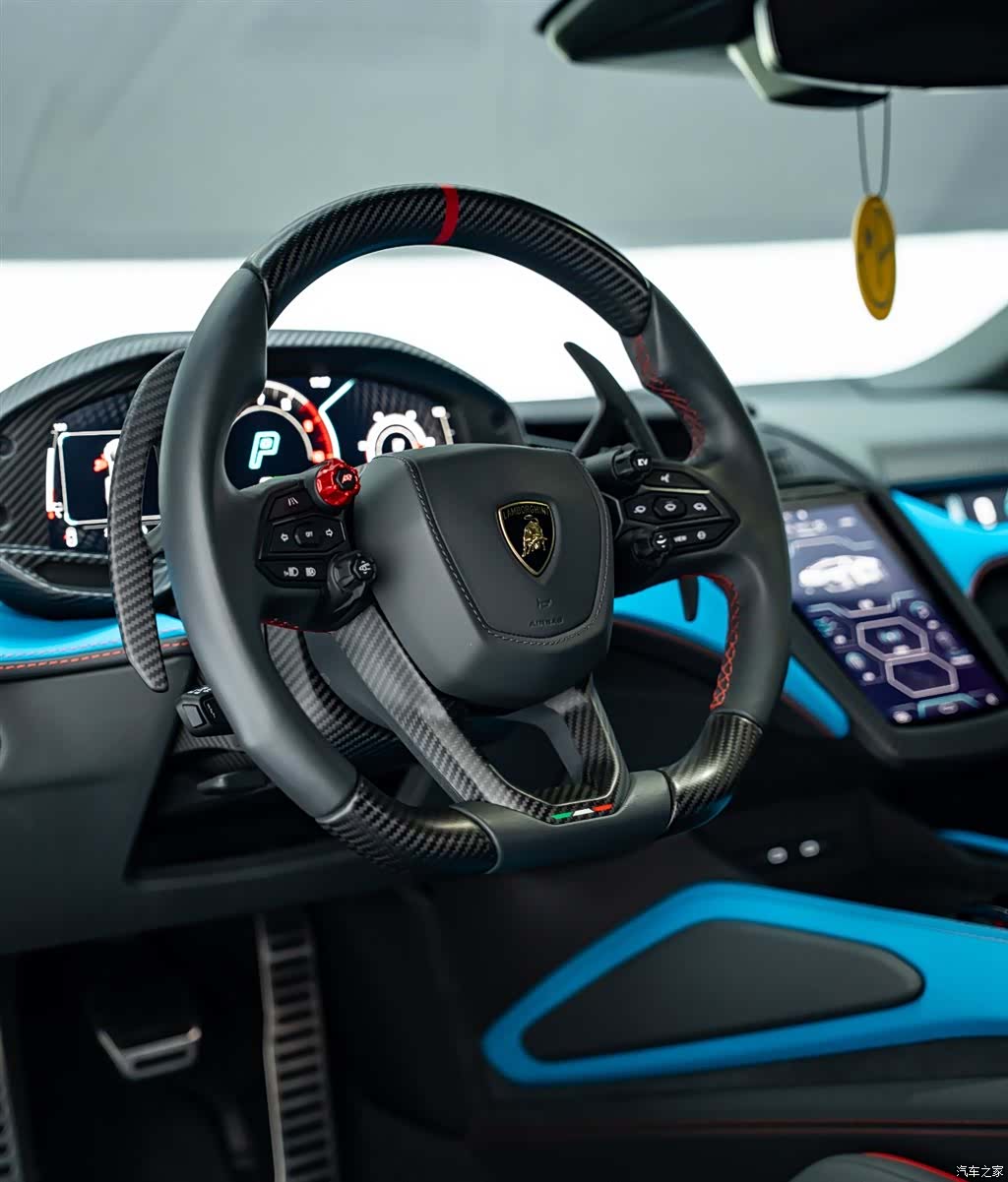 Lamborghini Revuelto, 2025 22