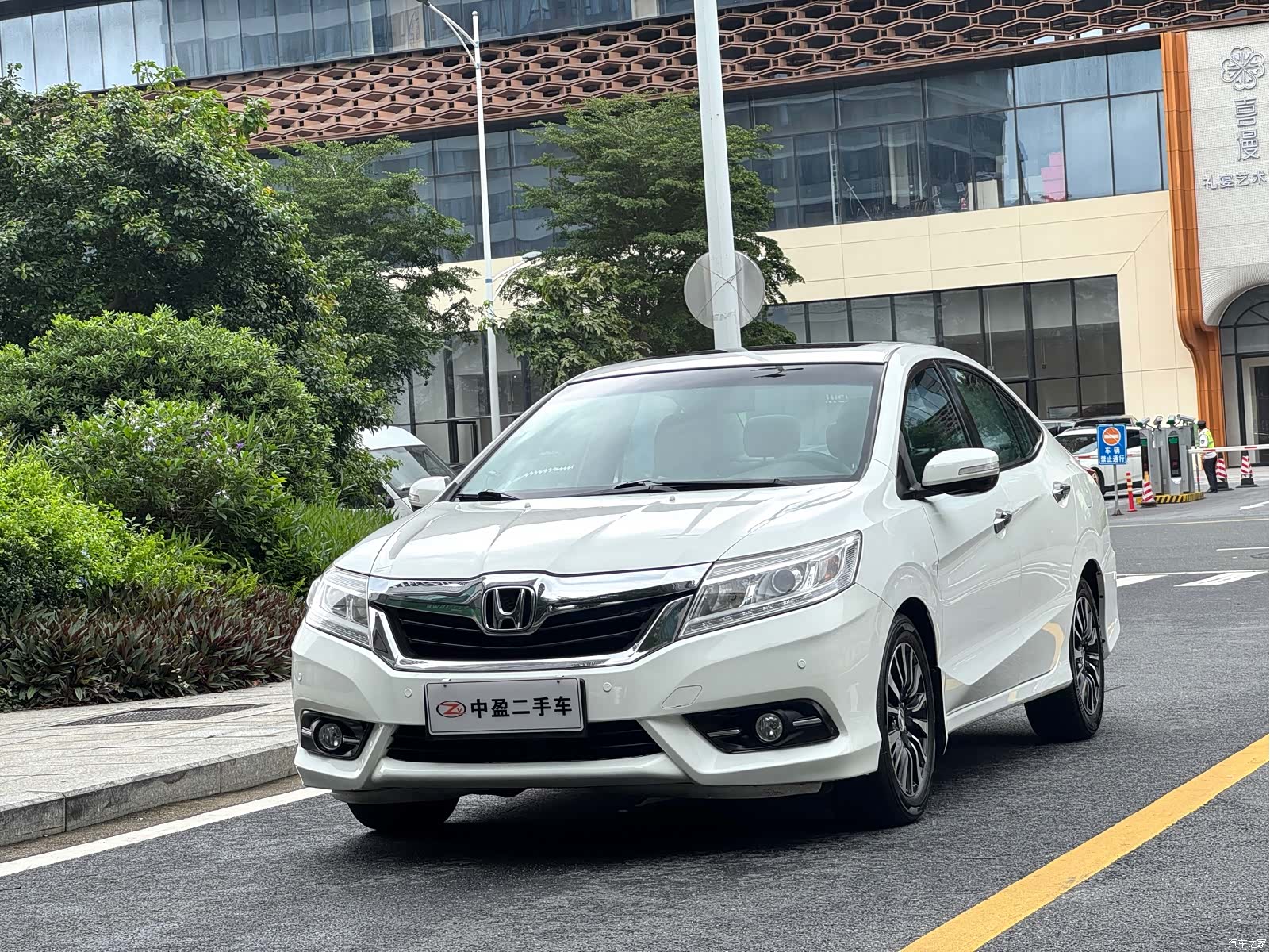 Honda Crider, 2015 1
