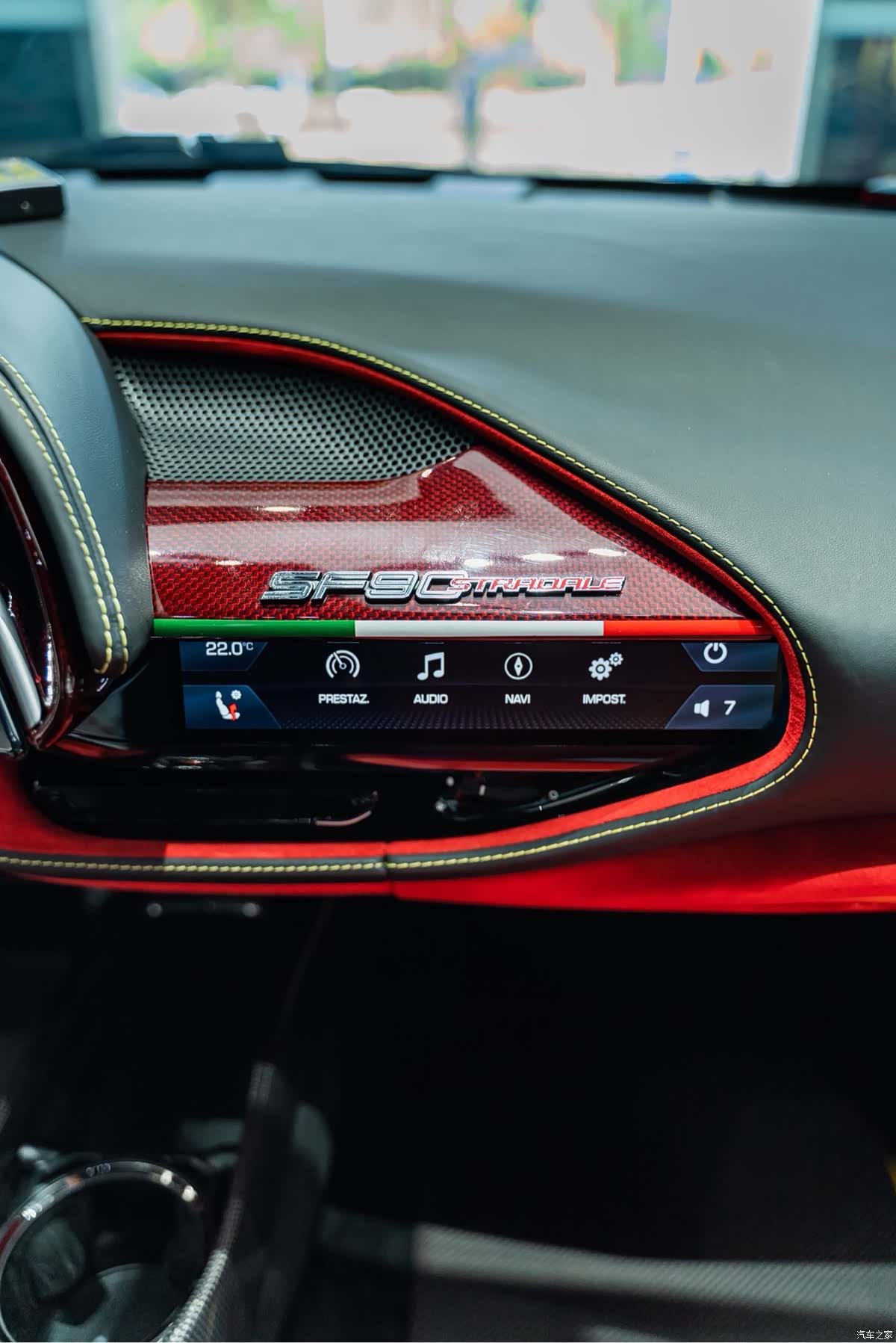 Ferrari SF90, 2022 16