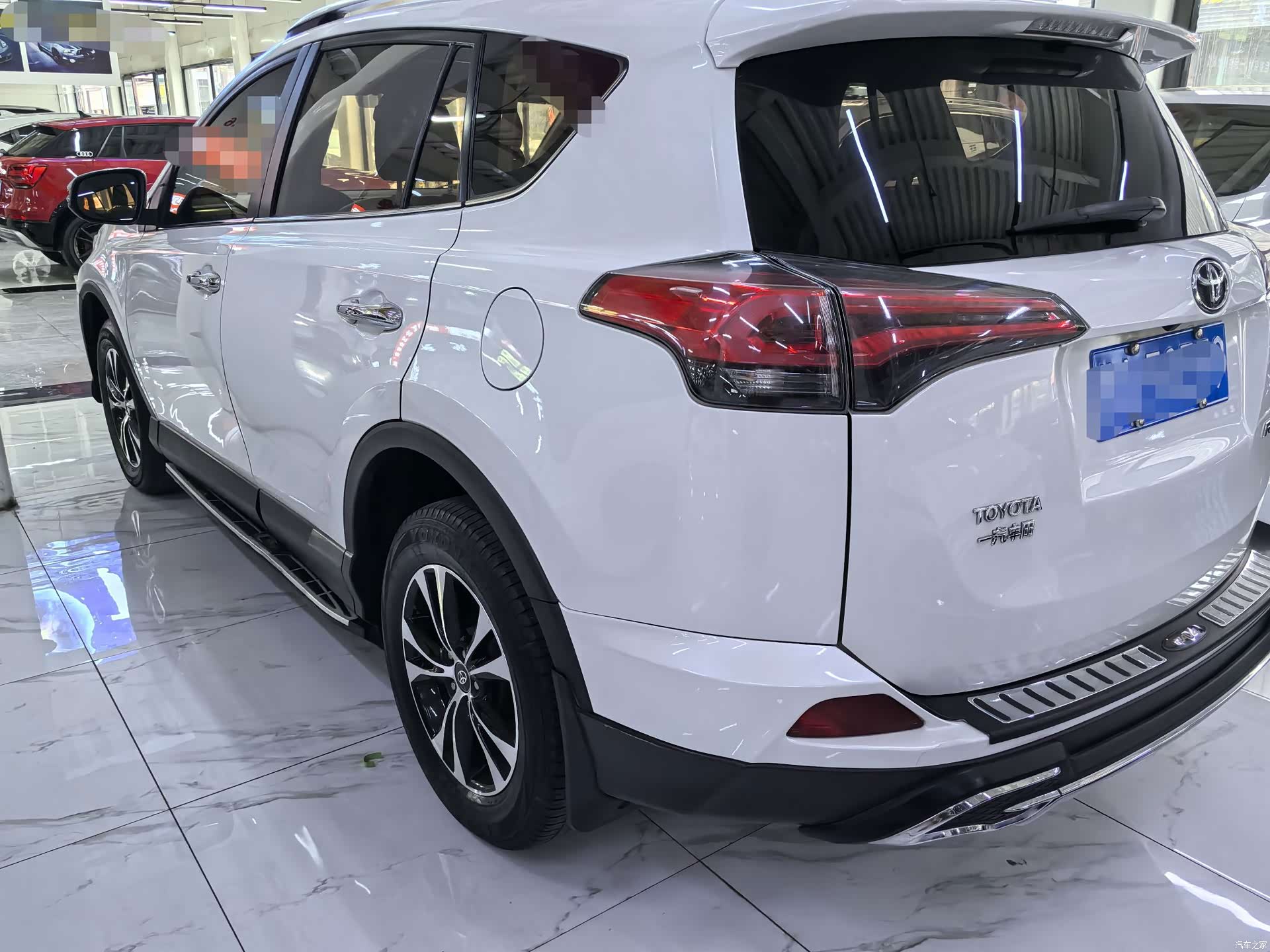 Toyota RAV4, 2017 4