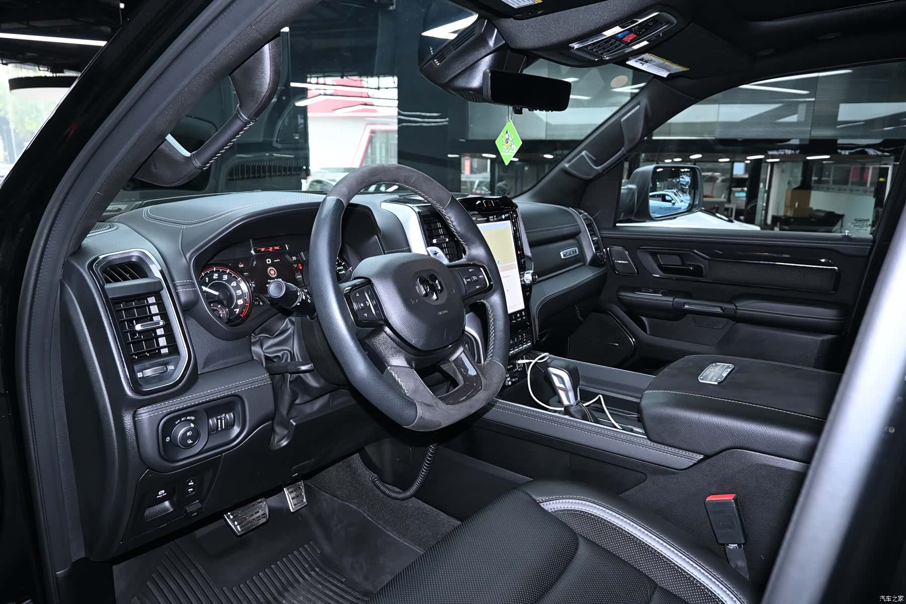 RAM Trucks, 2023 17