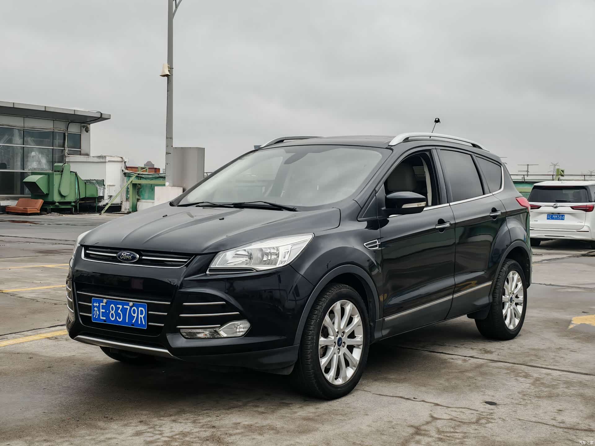 Ford Kuga, 2013 1
