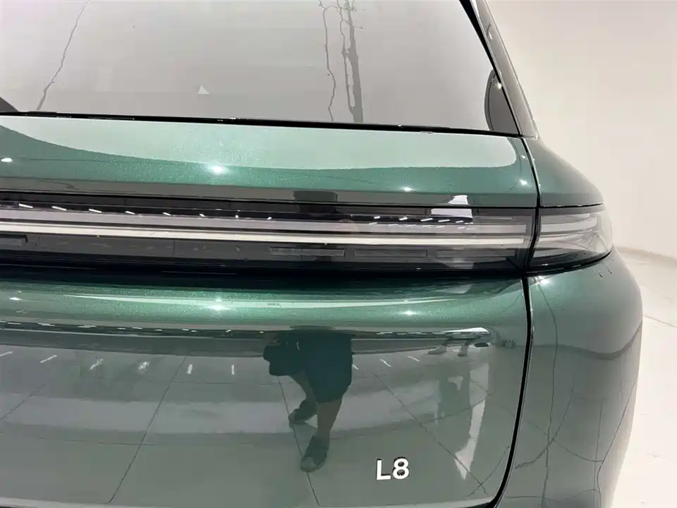 Li Auto Ideal L8