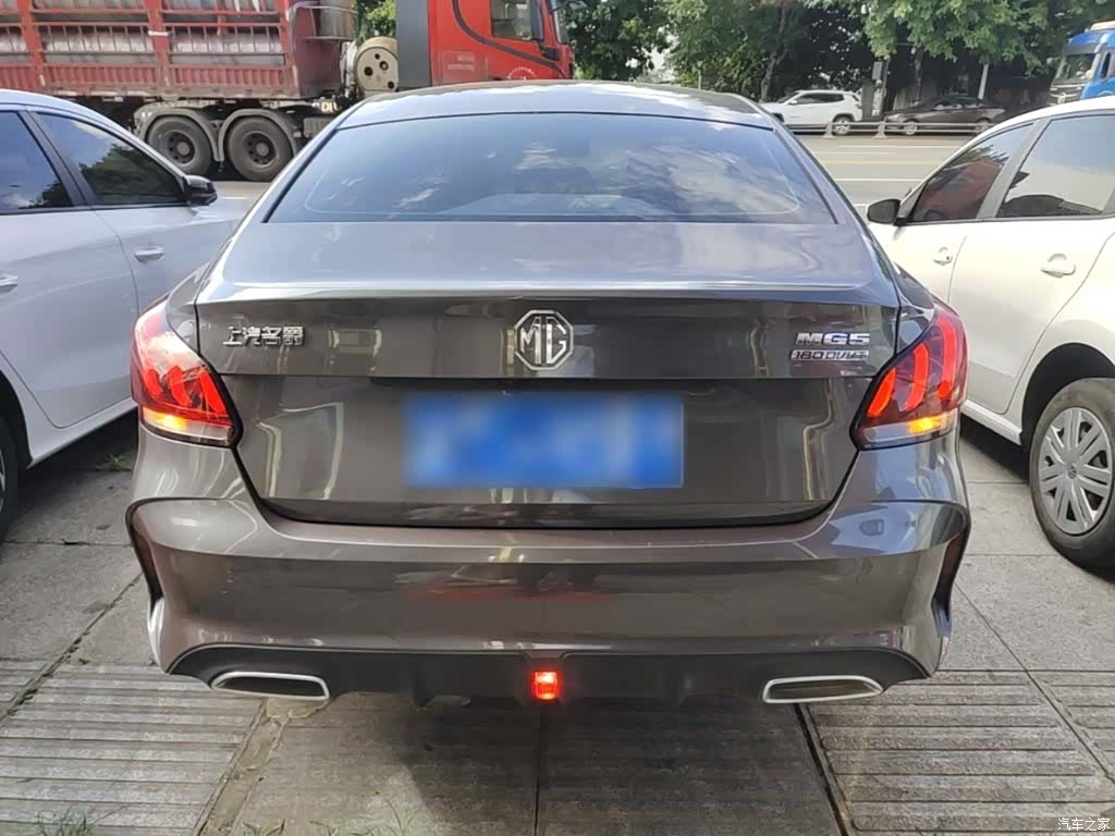 MG MG5, 2022 6