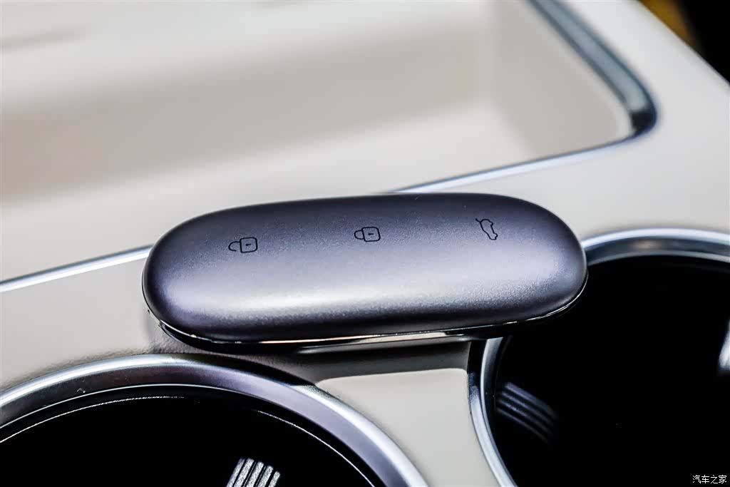 Li Auto L9, 2025 27