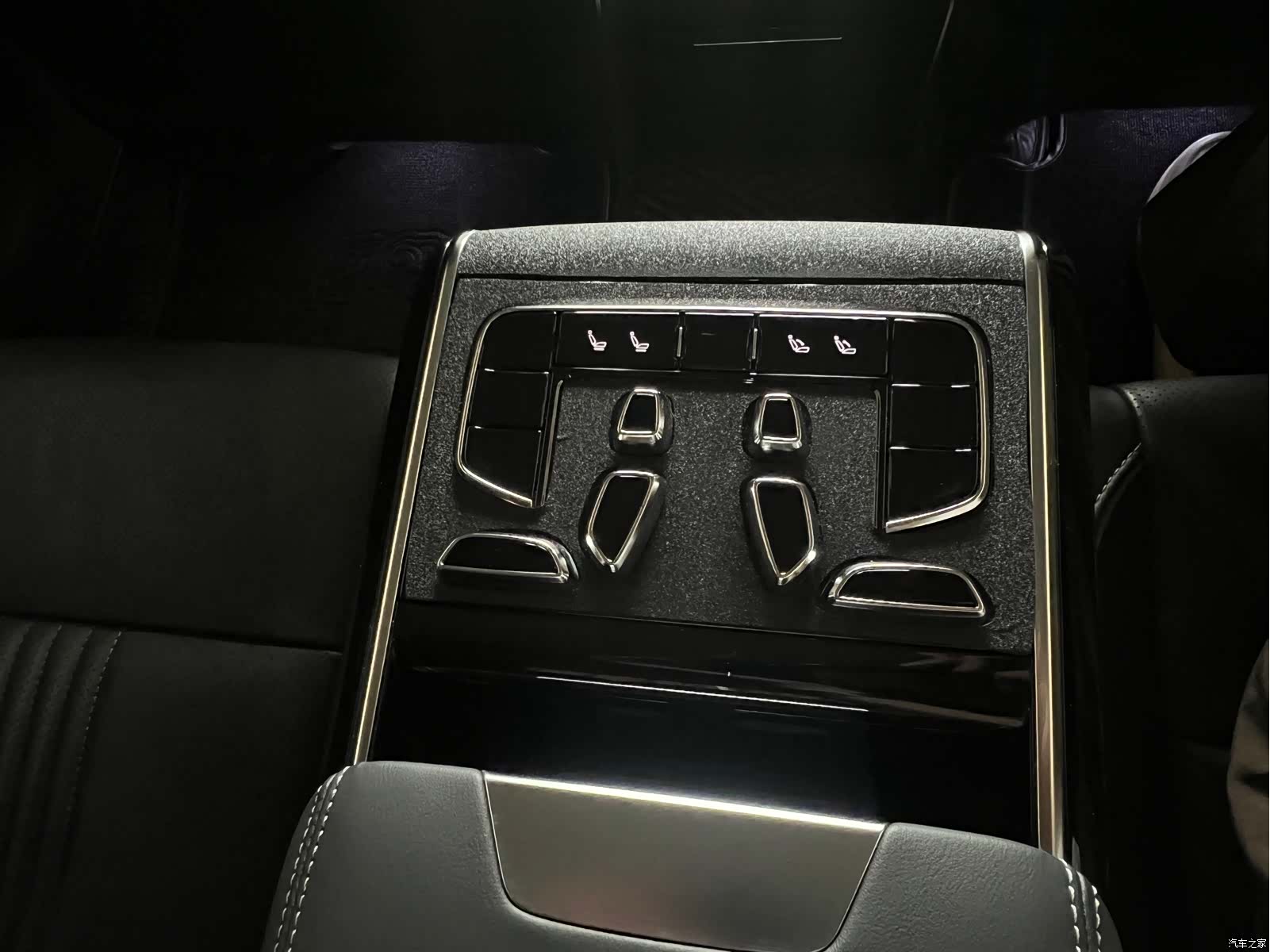 Hongqi H9, 2022 10