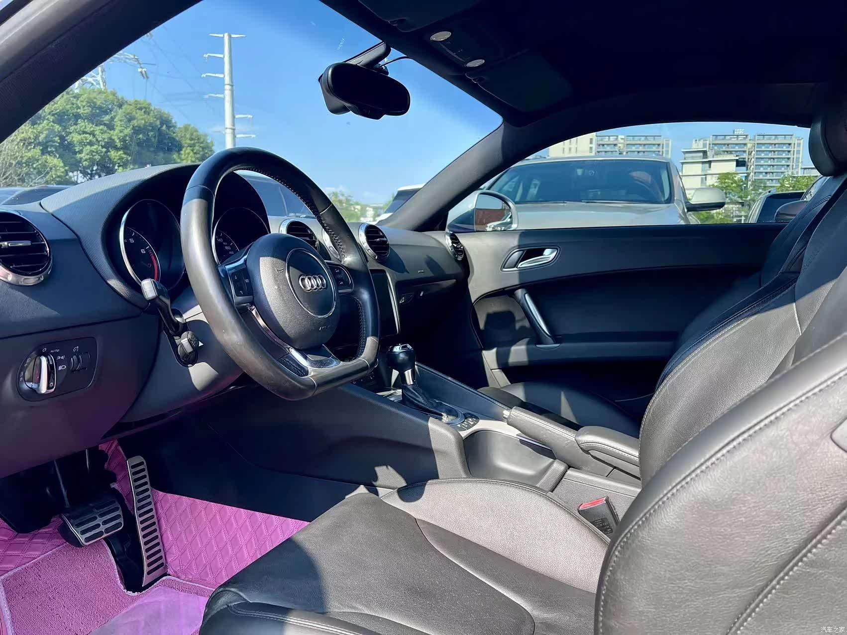 Audi TT, 2011 9