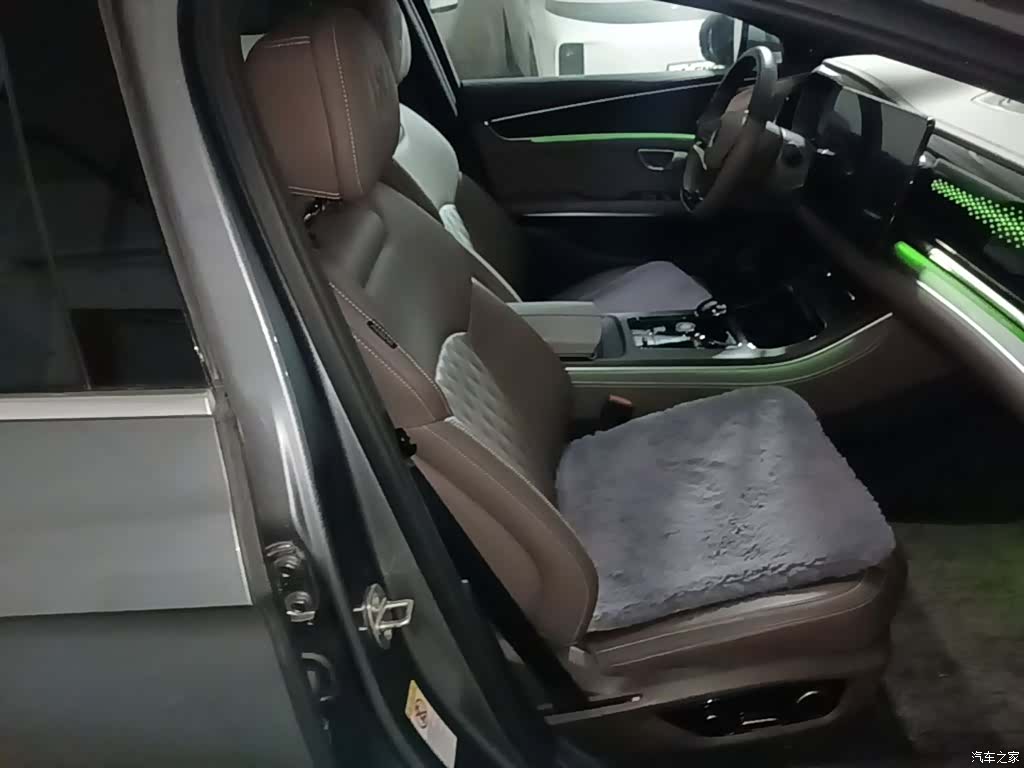 BYD Han, 2024 25