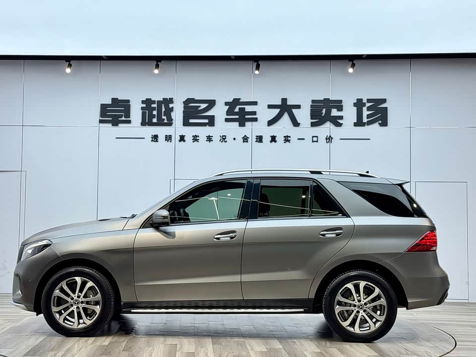 Mercedes-Benz GLE Mercedes-Benz GLE