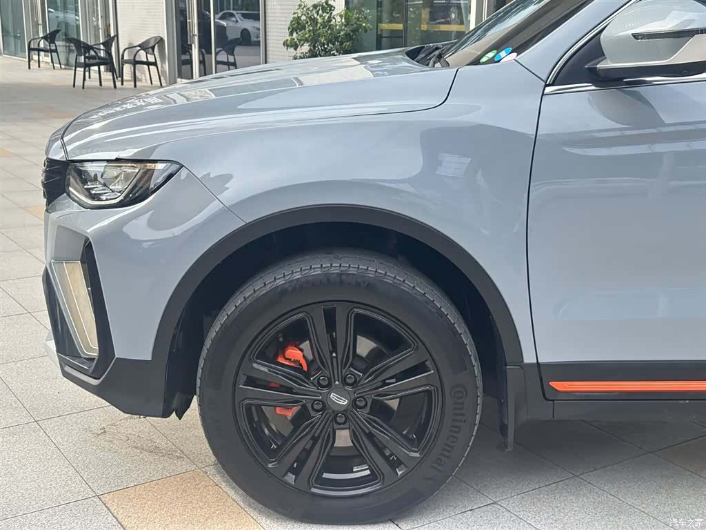 Geely Boyue, 2022 все фото