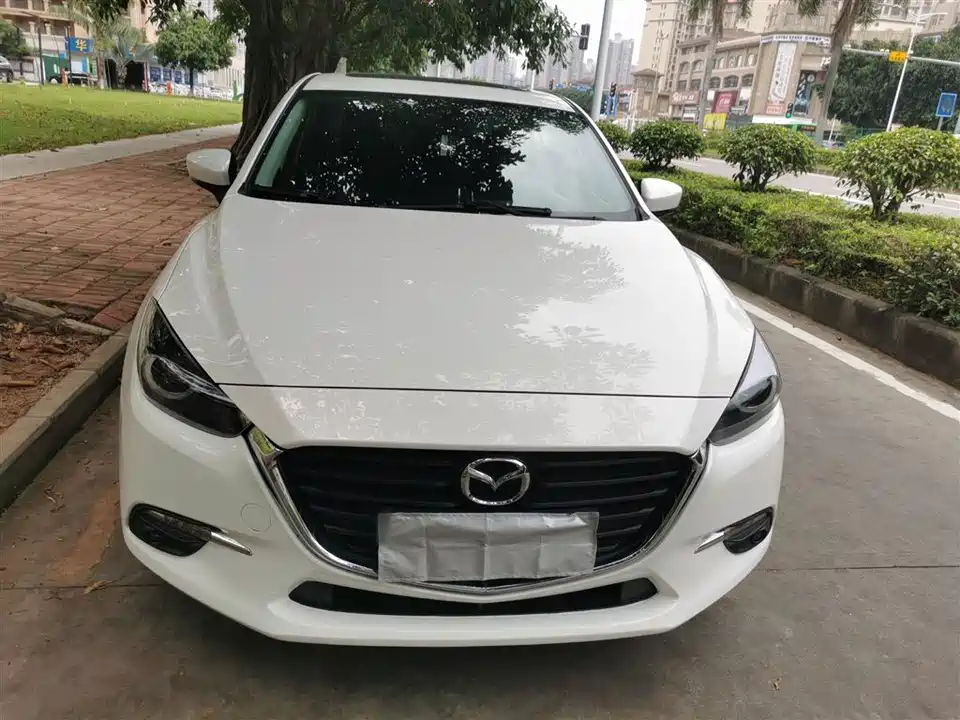 Mazda 3 Angkesaila