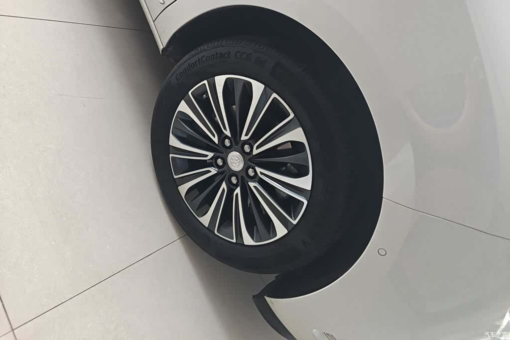 Buick GL8, 2022 6