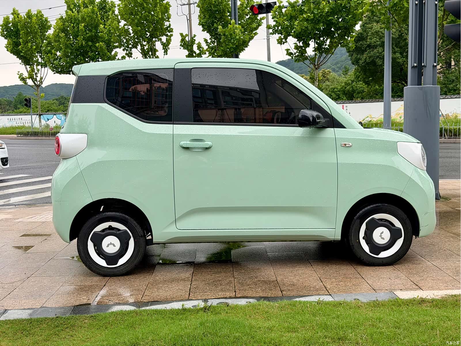 Wuling MINIEV, 2025 7