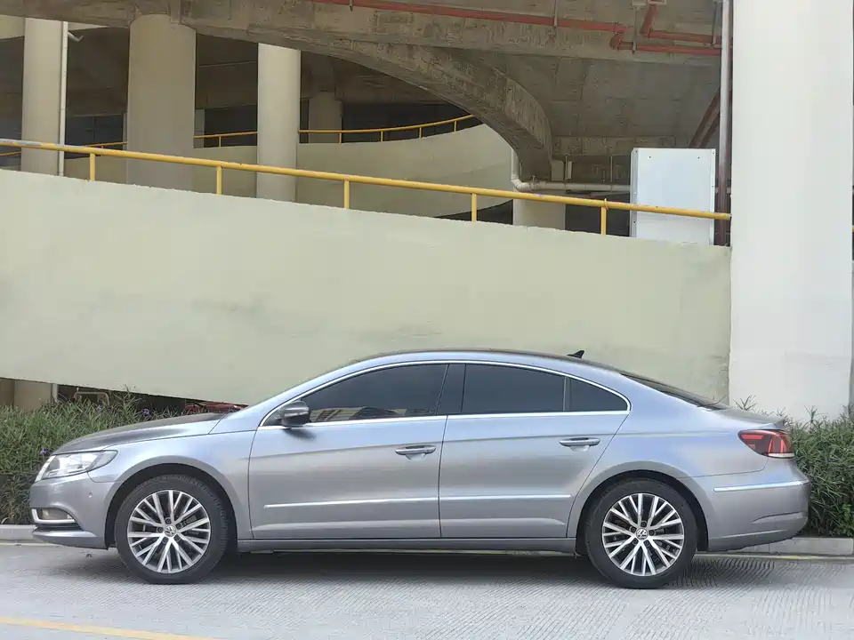 Volkswagen CC