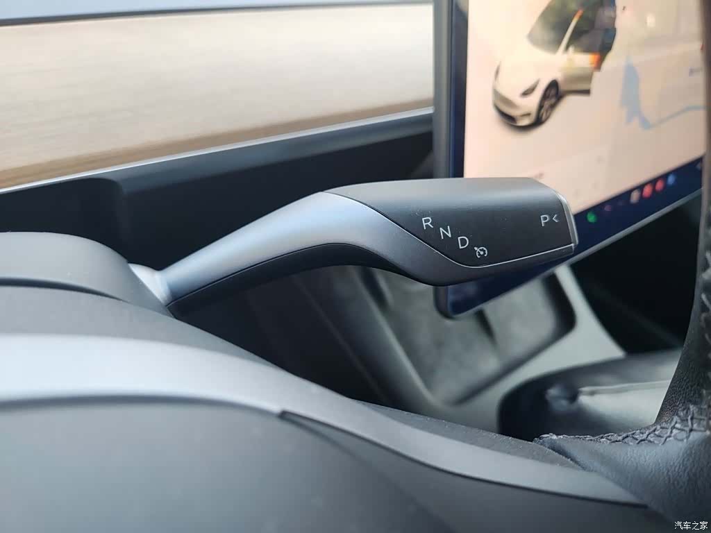 Tesla Model Y, 2021 10