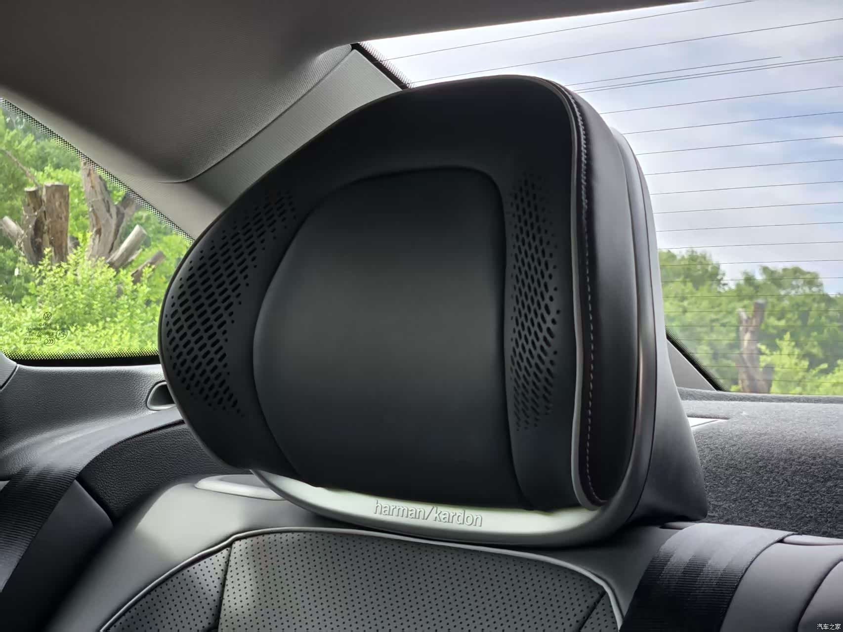 Volkswagen Passat, 2026 16