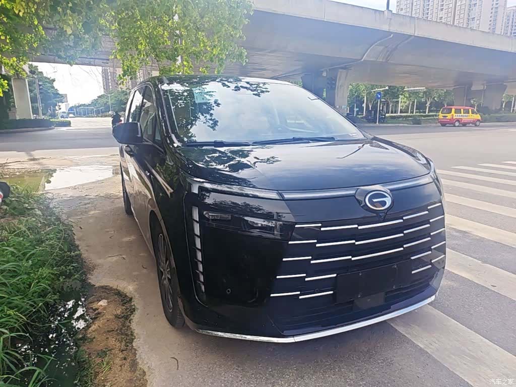 Trumpchi E8, 2024 4