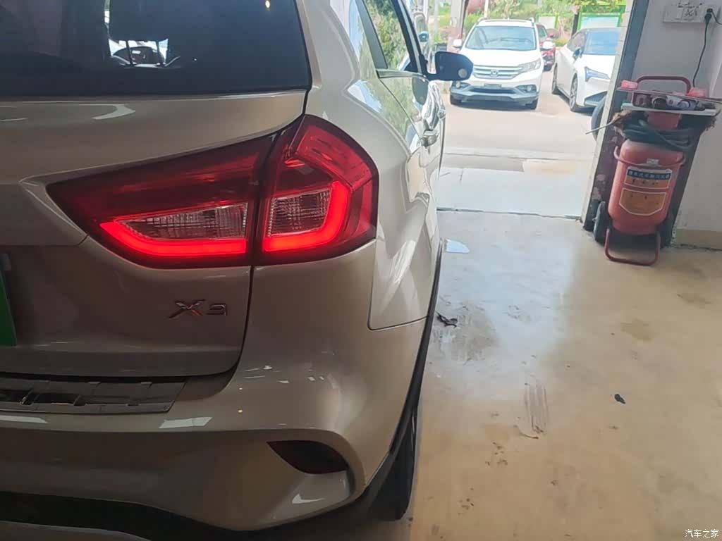 Geely X3, 2019 8