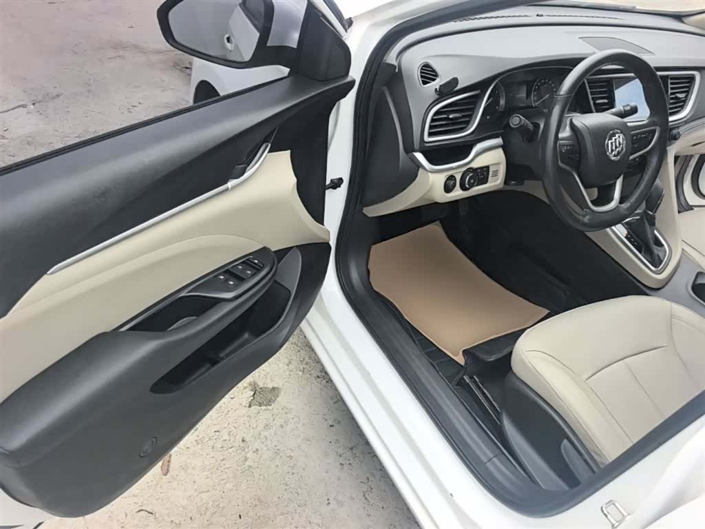 Buick V, 2018 16