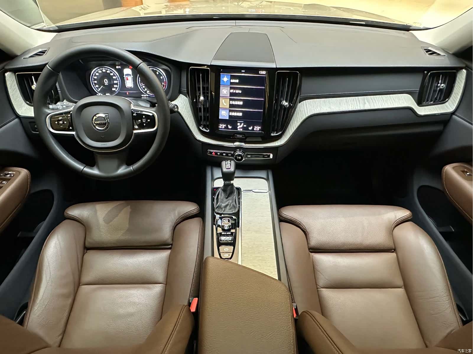 Volvo XC60, 2019 10