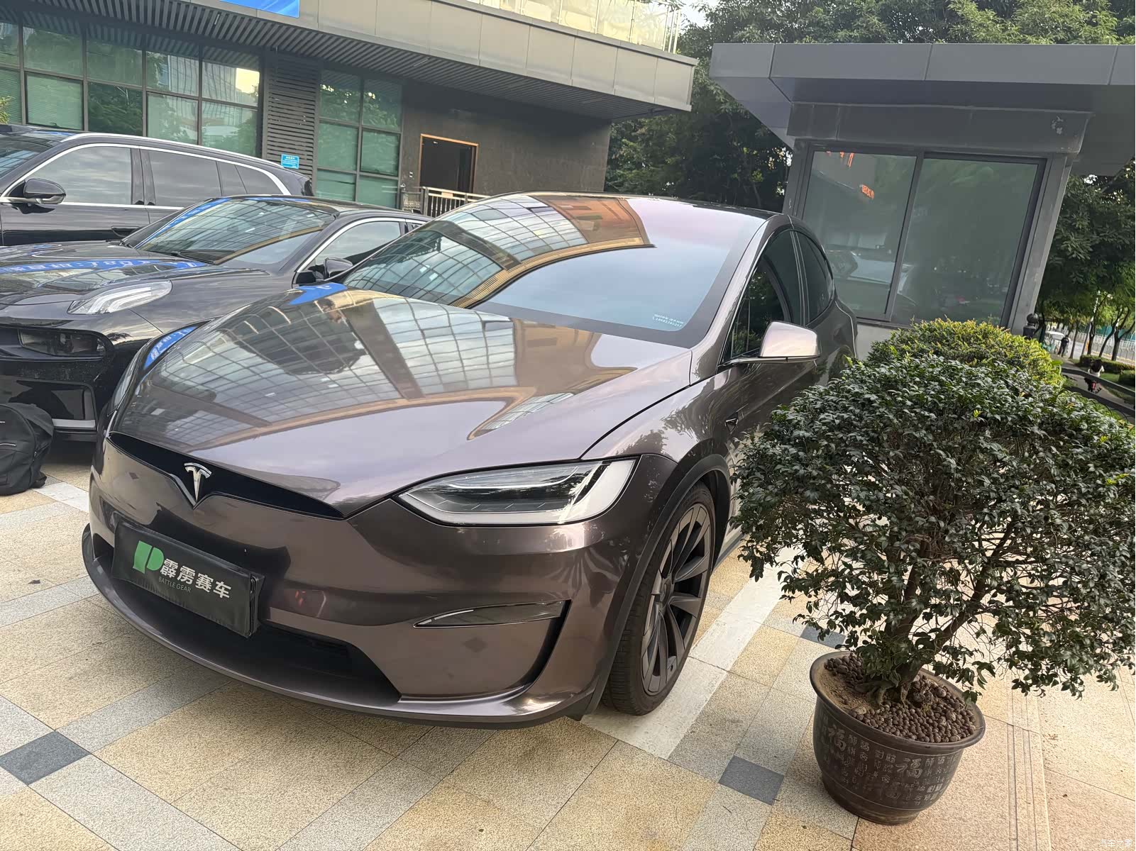 Tesla Model X, 2023 все фото