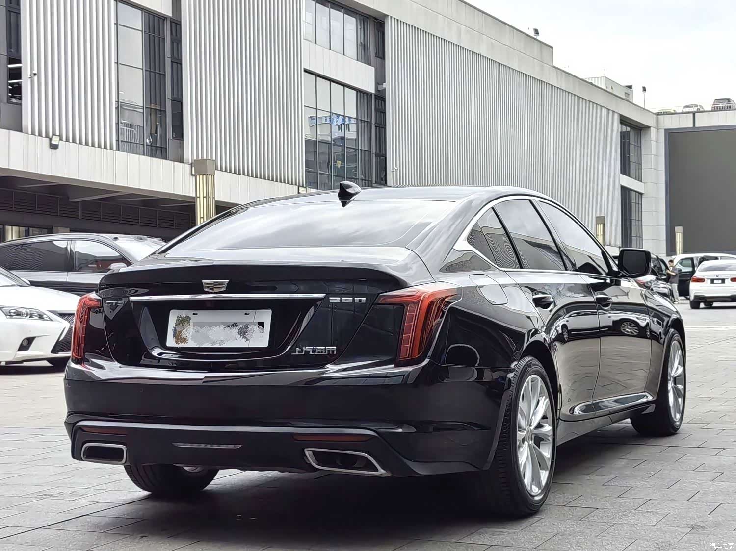 Cadillac CT5, 2023 4
