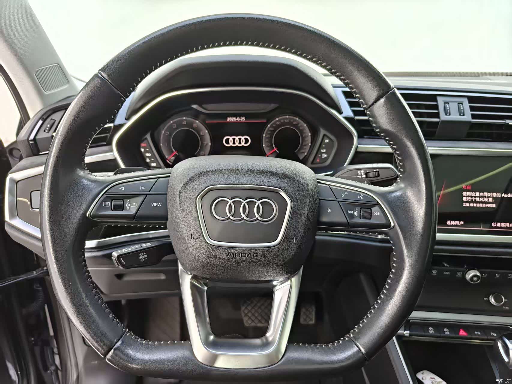 Audi Q3, 2022 8