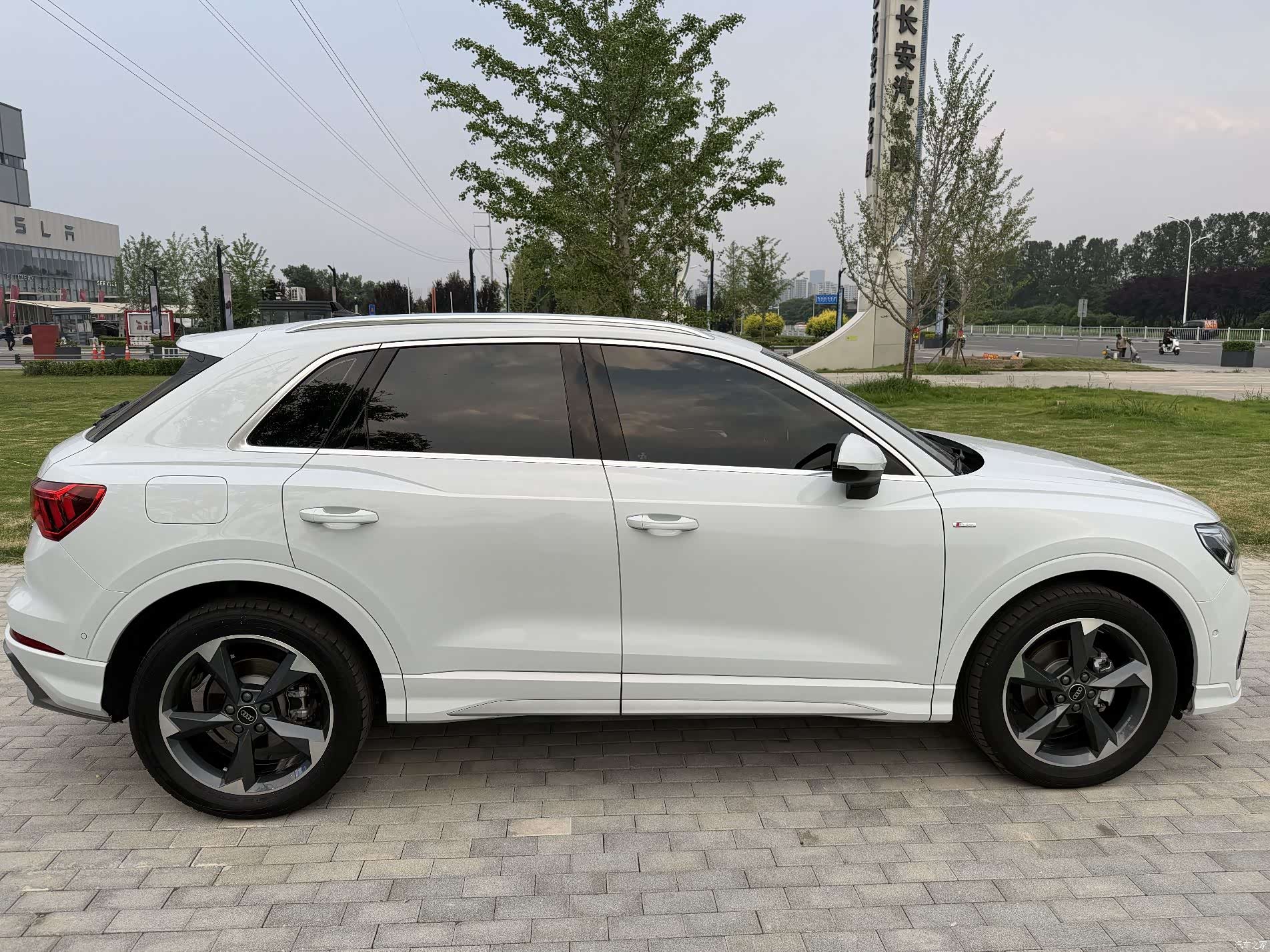 Audi Q3, 2023 3