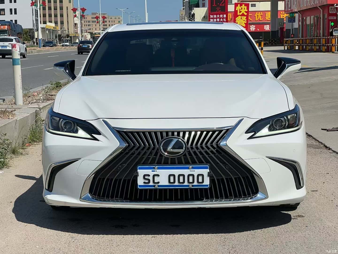 Lexus ES, 2018 2