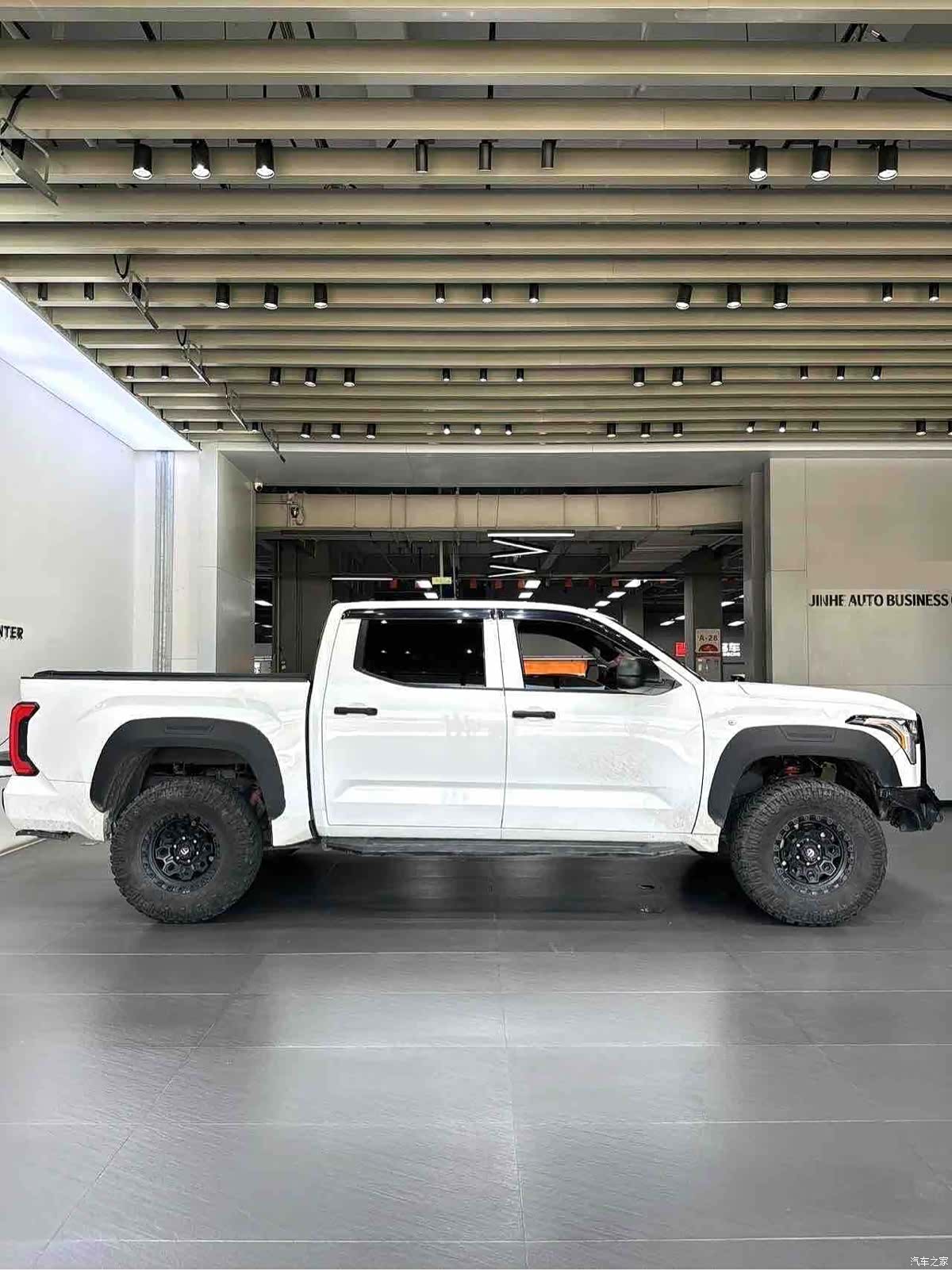 Toyota Tundra, 2023 11