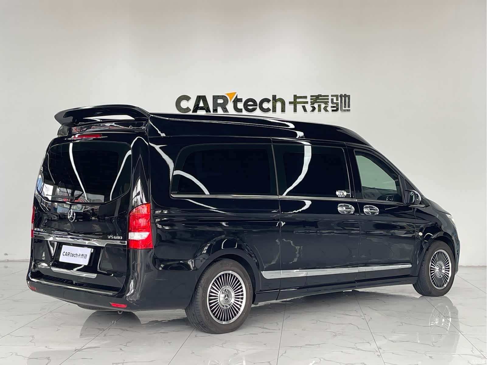 Mercedes-Benz 7, 2019 6