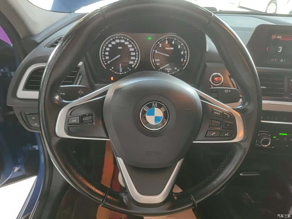BMW 1 Series, 2018 11