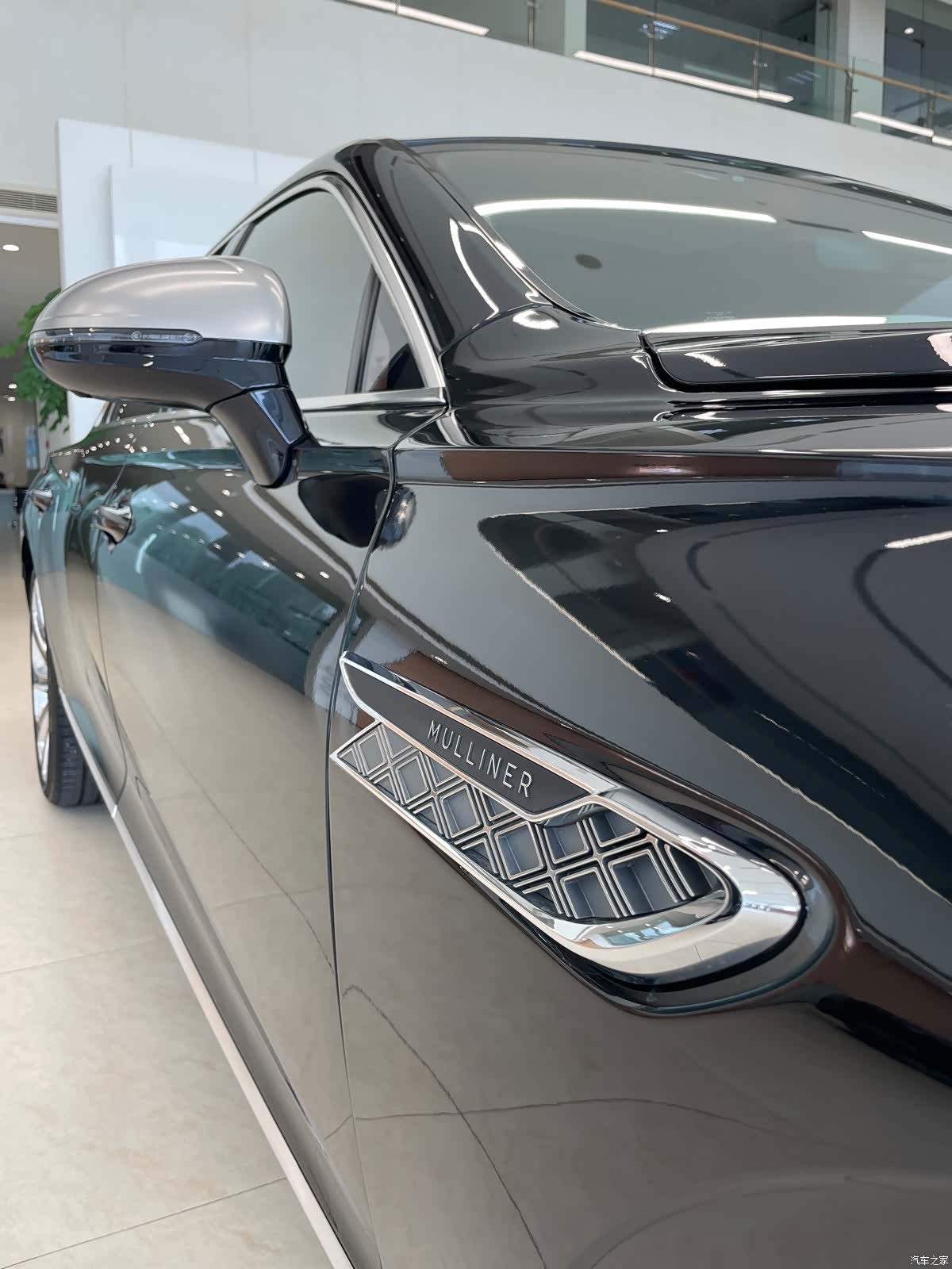 Bentley Flying Spur, 2022 4