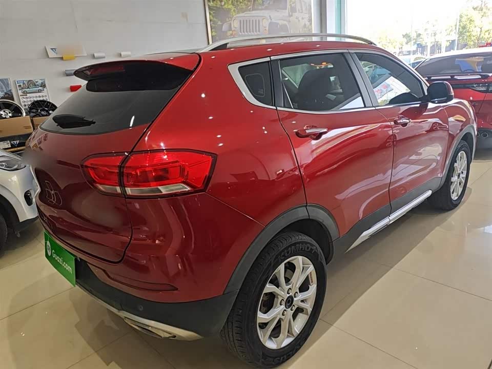 Haval H2s