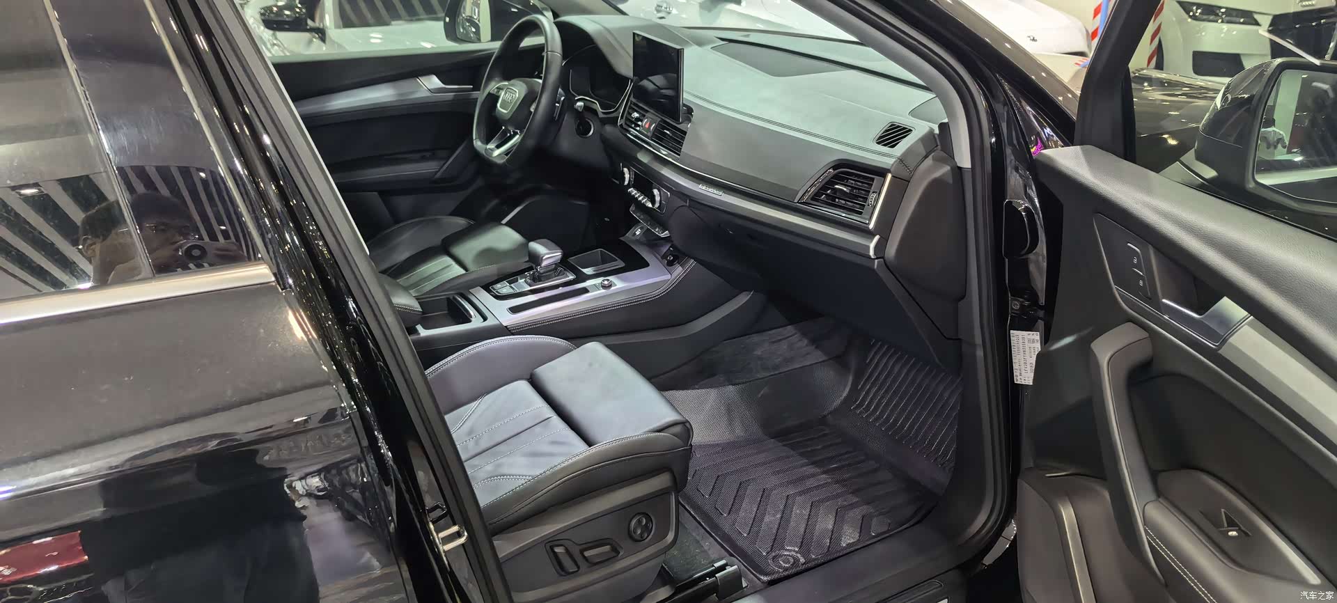 Audi Q5L, 2022 9