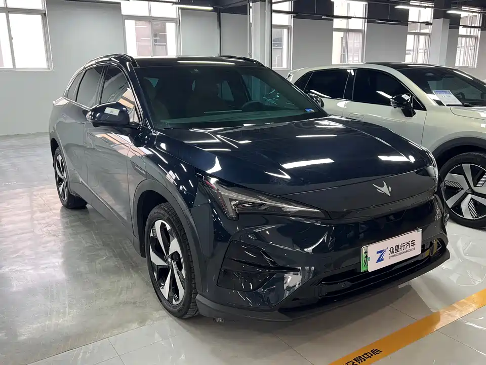 ARCFOX Polar Fox Alpha T5