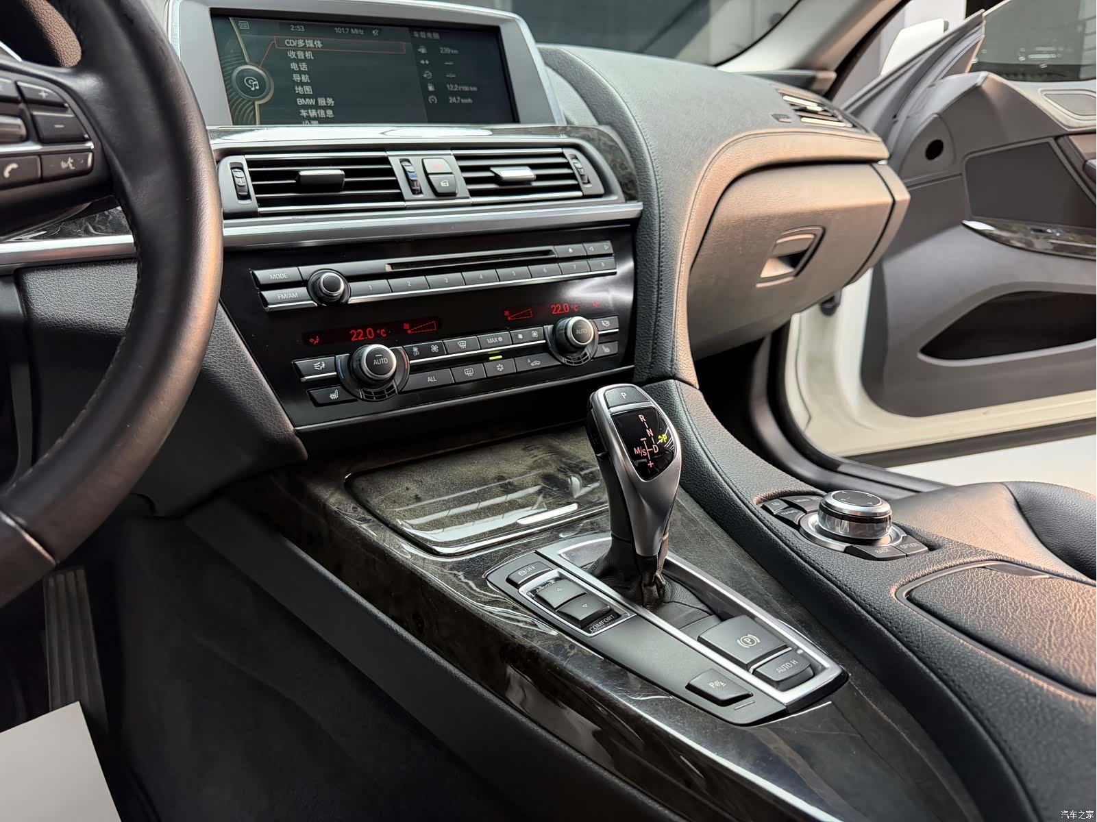 BMW 6 Series, 2012 10