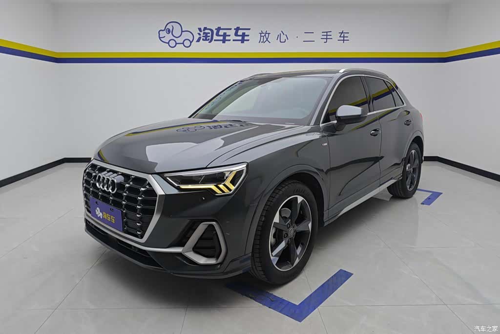 Audi Q3, 2019 1