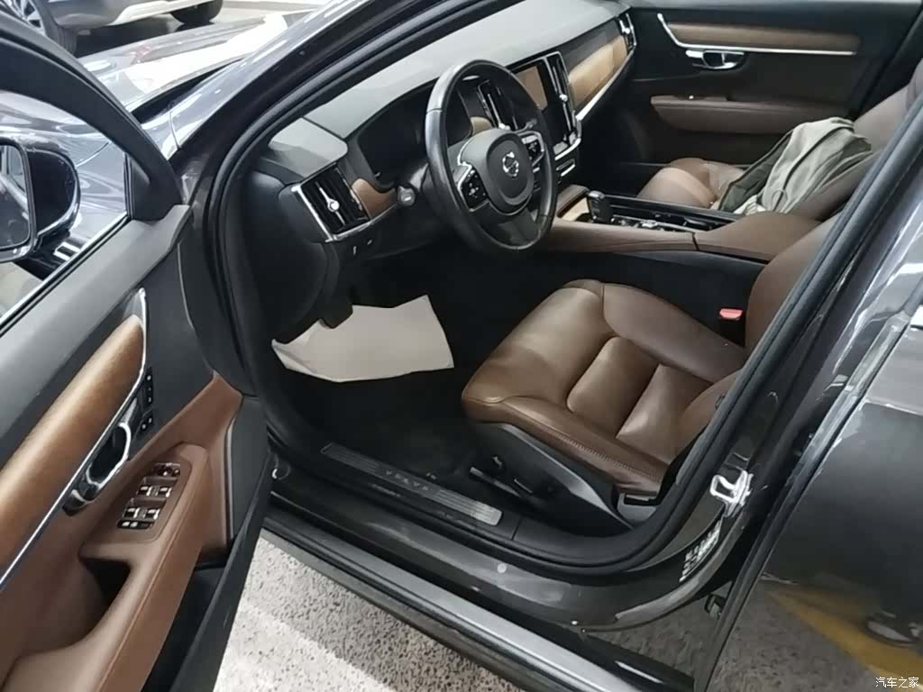 Volvo S90, 2021 16