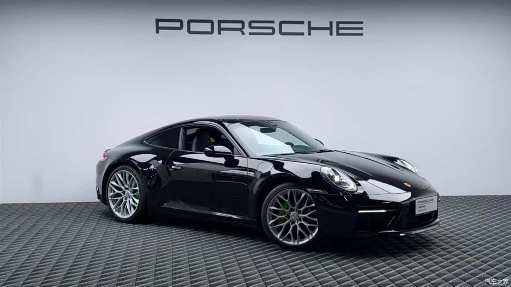 Porsche 911, 2021 3