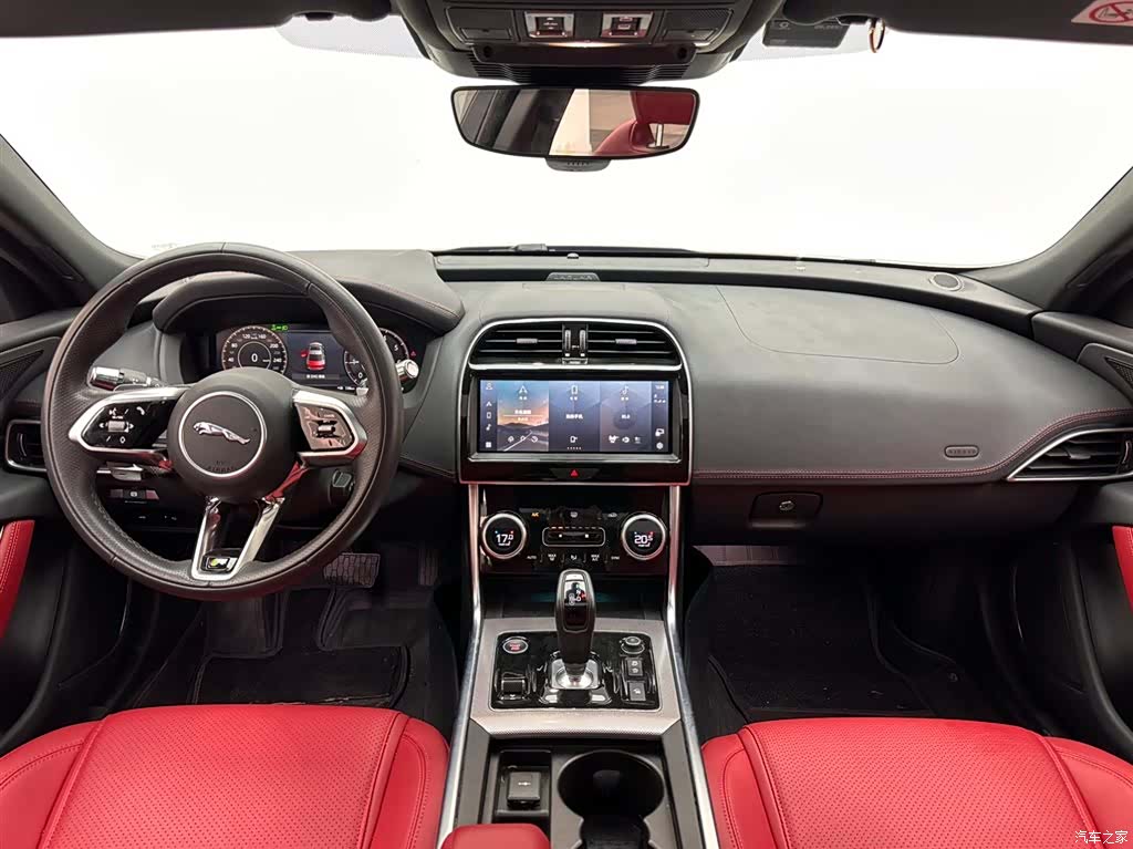 Land Rover XEL, 2023 10