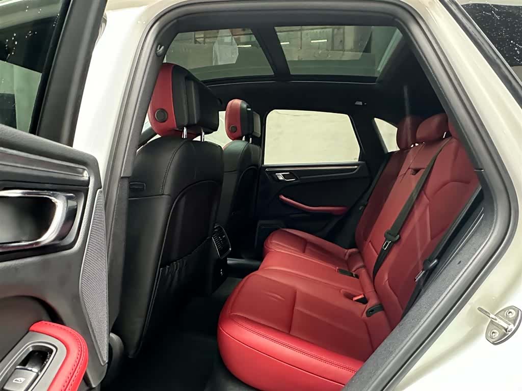 Porsche Macan, 2020 10